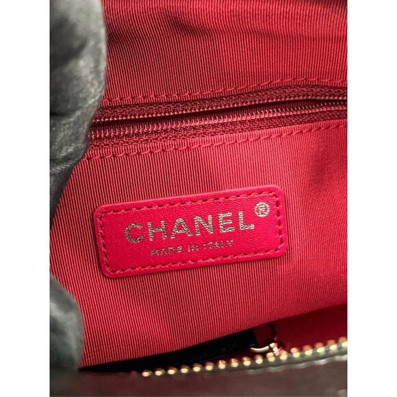 Chanel Women Pre-Loved Bag Very Good Condition - Picture 8 of 9